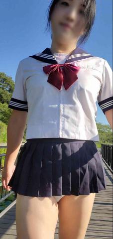 夏セーラー服